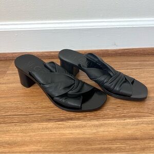 M Gemi The Lillian’s Black Leather Sandal Block Heel